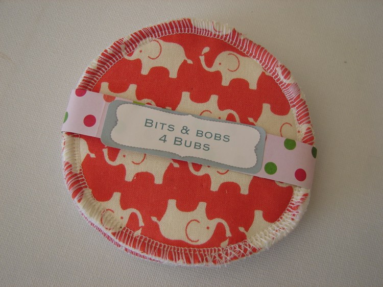 breastfeeding nursing pads